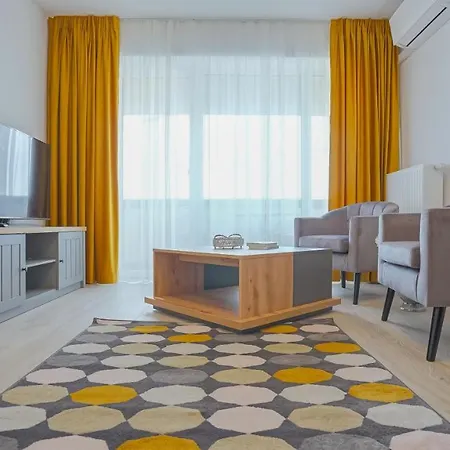 Zoom Apartment-zona Coresi Апартаменти