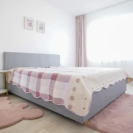 Zoom Apartment-zona Coresi * Брашов